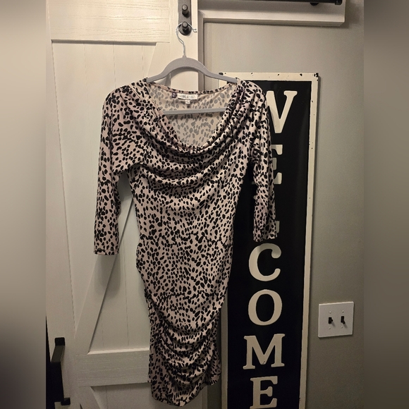Jennifer Lopez Leopard Body-con Dress Size Small. - Picture 4 of 4